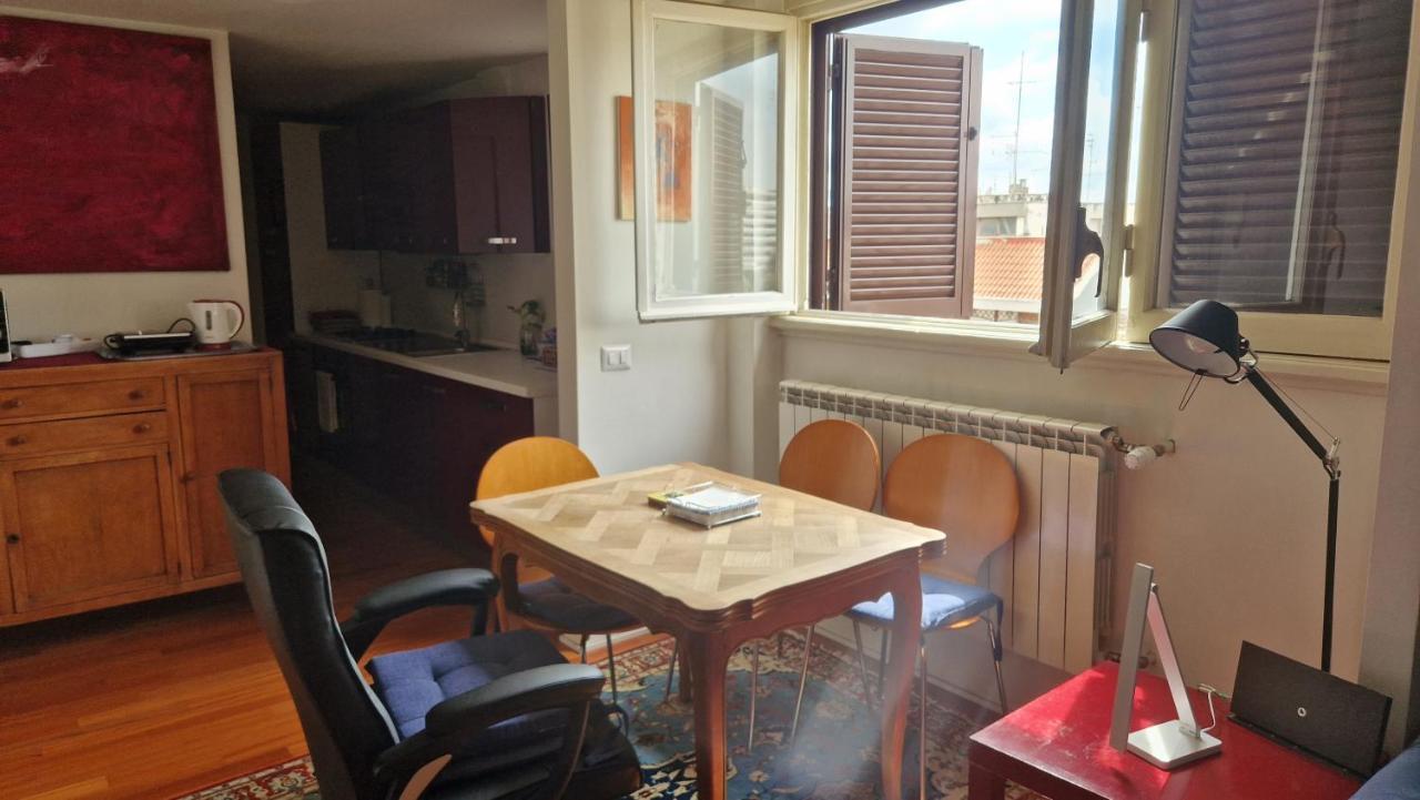 Casa Di Libri - Delizioso Appartamento A 10 Min Da Trastevere Ρώμη Εξωτερικό φωτογραφία